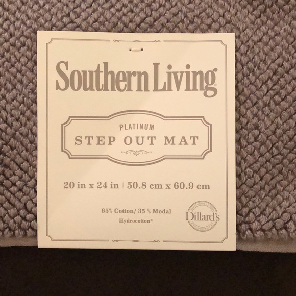 ❤️❤️❤️SOUTHERN LIVING BATH MAT. PLATINUM SERIES - Picture 2 of 5